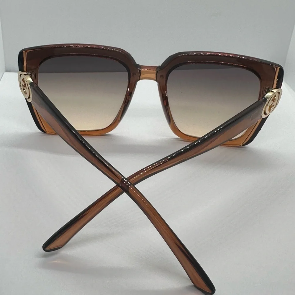 NWT Trendy Oversized Square Brown Gradient Sunglasses | Chic Vintage Style UV400